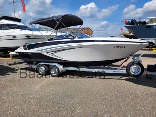 Glastron GT 229 Spesifikasjoner og anmeldelser